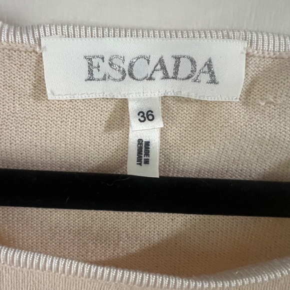 Escada Sleeveless Cashmere Blend Sweater with Silk Lace Detailing 36 - Picture 3 of 10